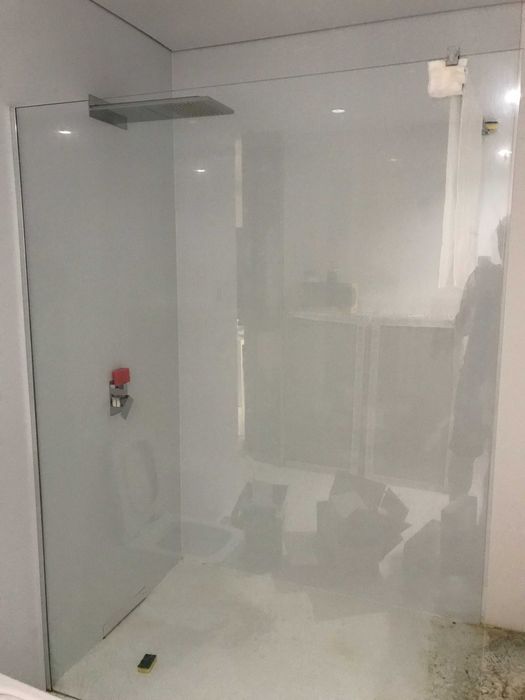 Kabina prysznicowa typu walk in 150 x 200