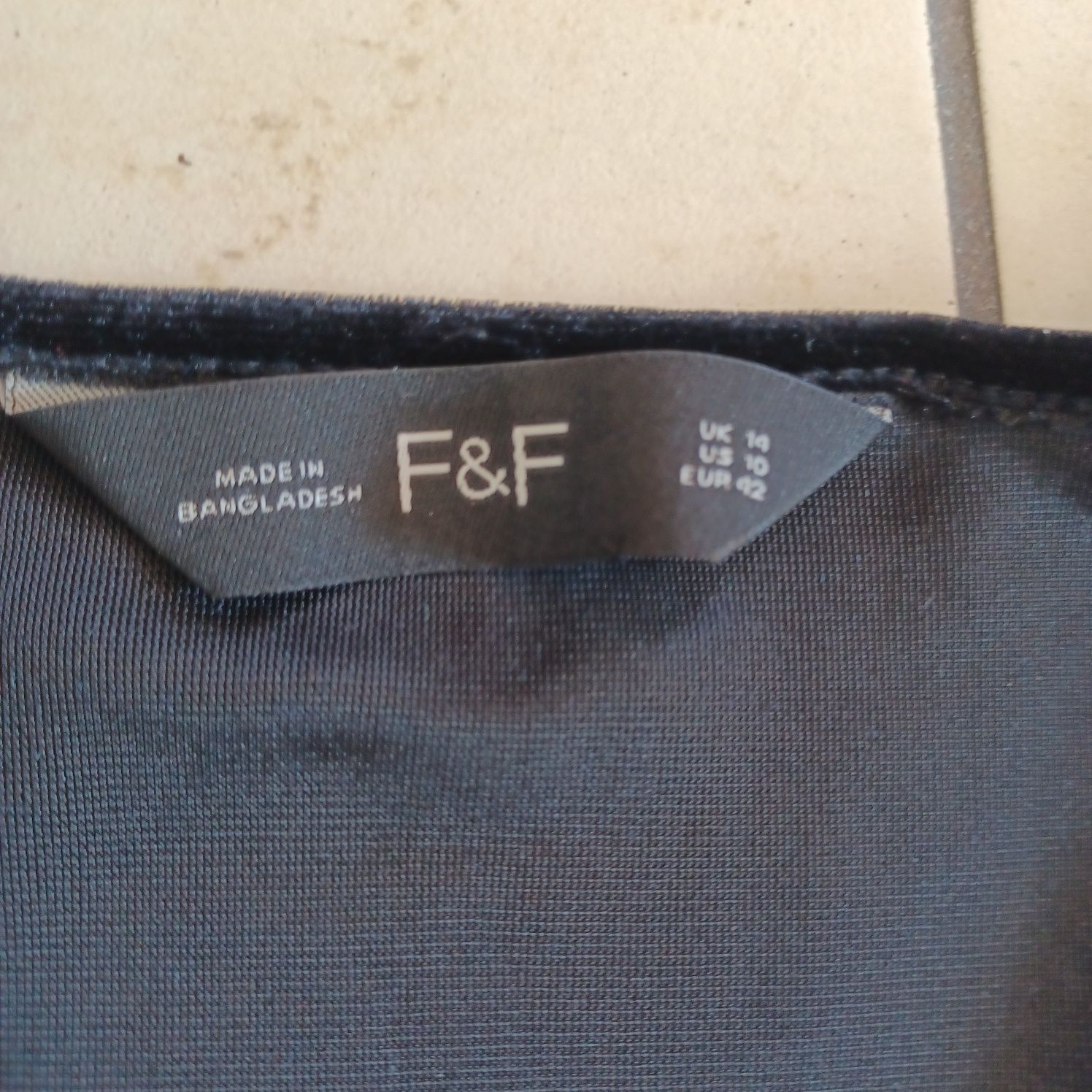 Sukienka F&F welurowa ze streczem nowa L/42