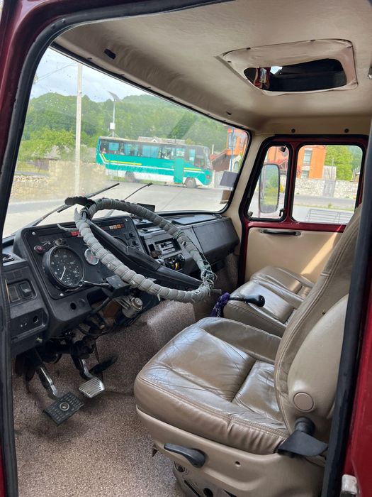 Mercedes Unimog 4x4