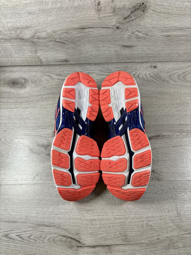Asics GT 2000 жіночі бігові кросівки