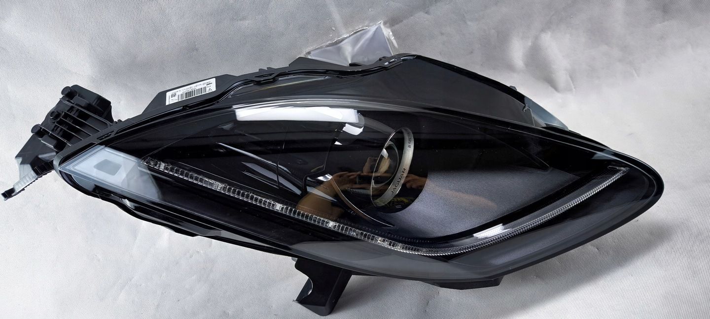 JAGUAR F TYPE X152 XENON PRAWY REFLEKTOR LAMPA 11 PIN EX53-13W029-EK CZARNY