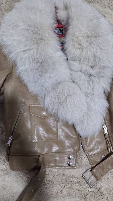 Крута тепла курточку