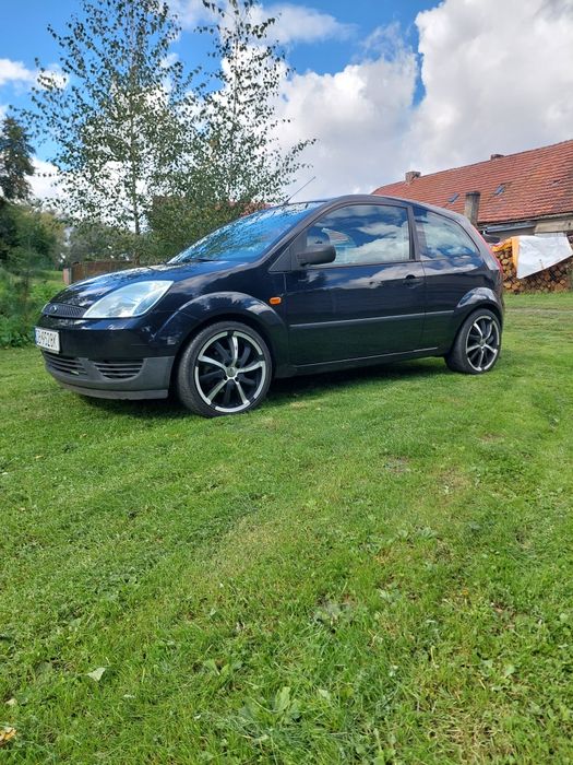 Sprzedam  Ford Fiesta 1.3 benz