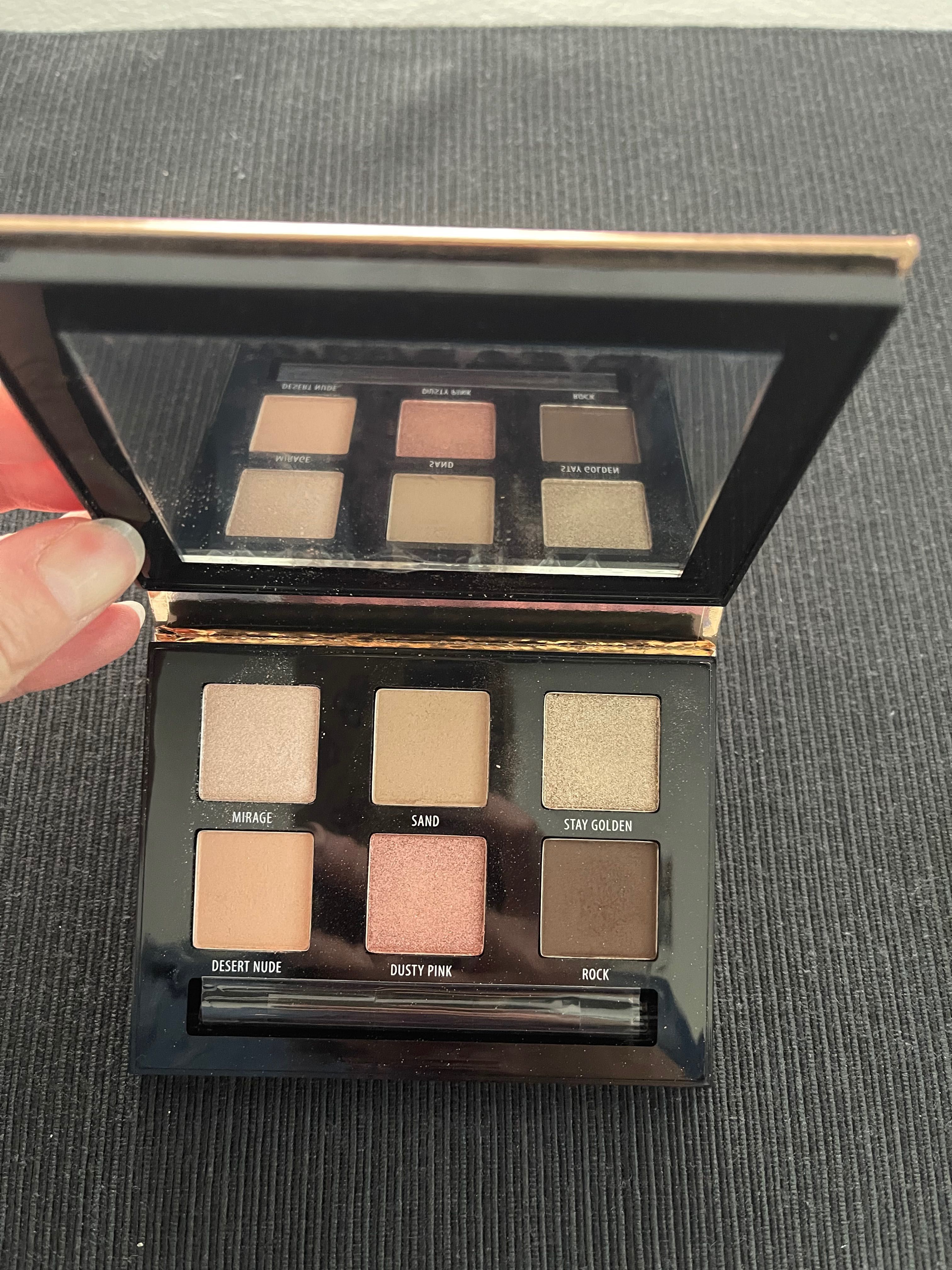 Dauglas paleta cieni Desert Nudes