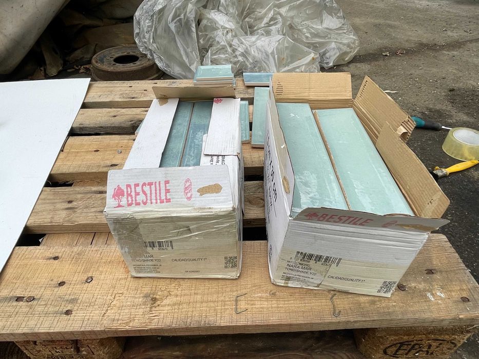 Плитка облицювальна (кахель)