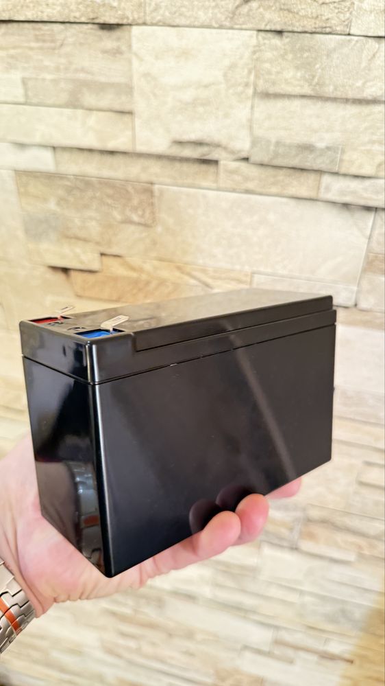 Корпус акумулятора для UPS, ДБЖ 12V на  18650 з BMS платою