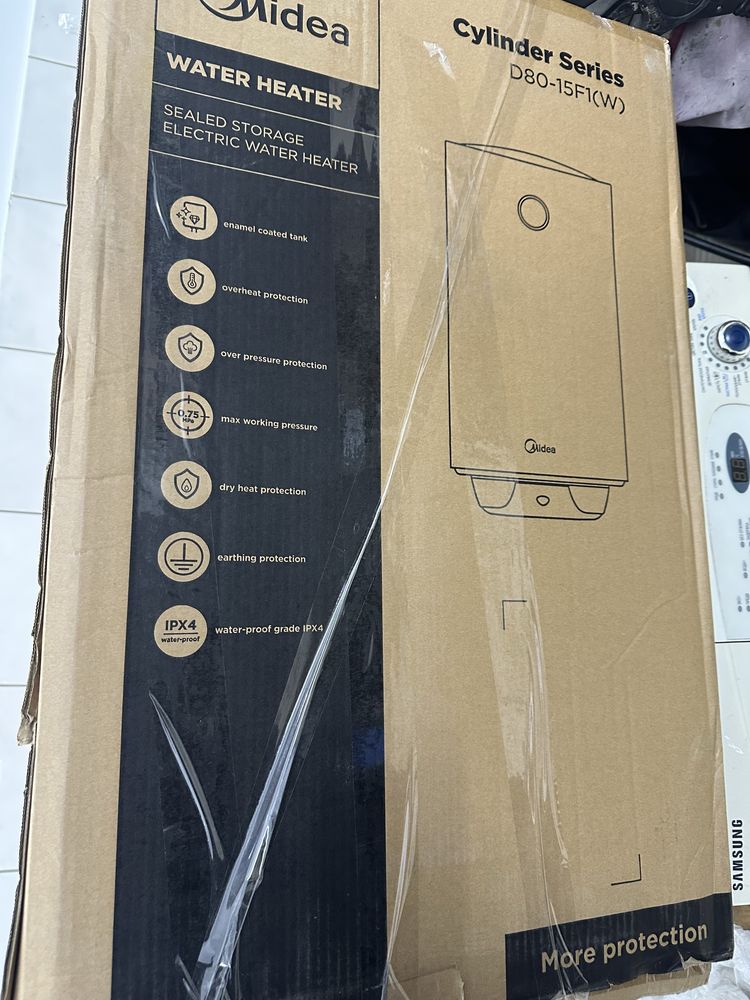 Бойлер Midea 80л новий, мокрий тен