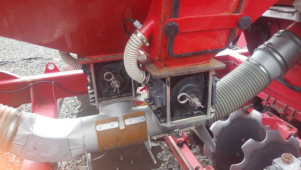 продам сеялку Horsch Pronto 4 DC   Хорш Пронто . посевной комплекс