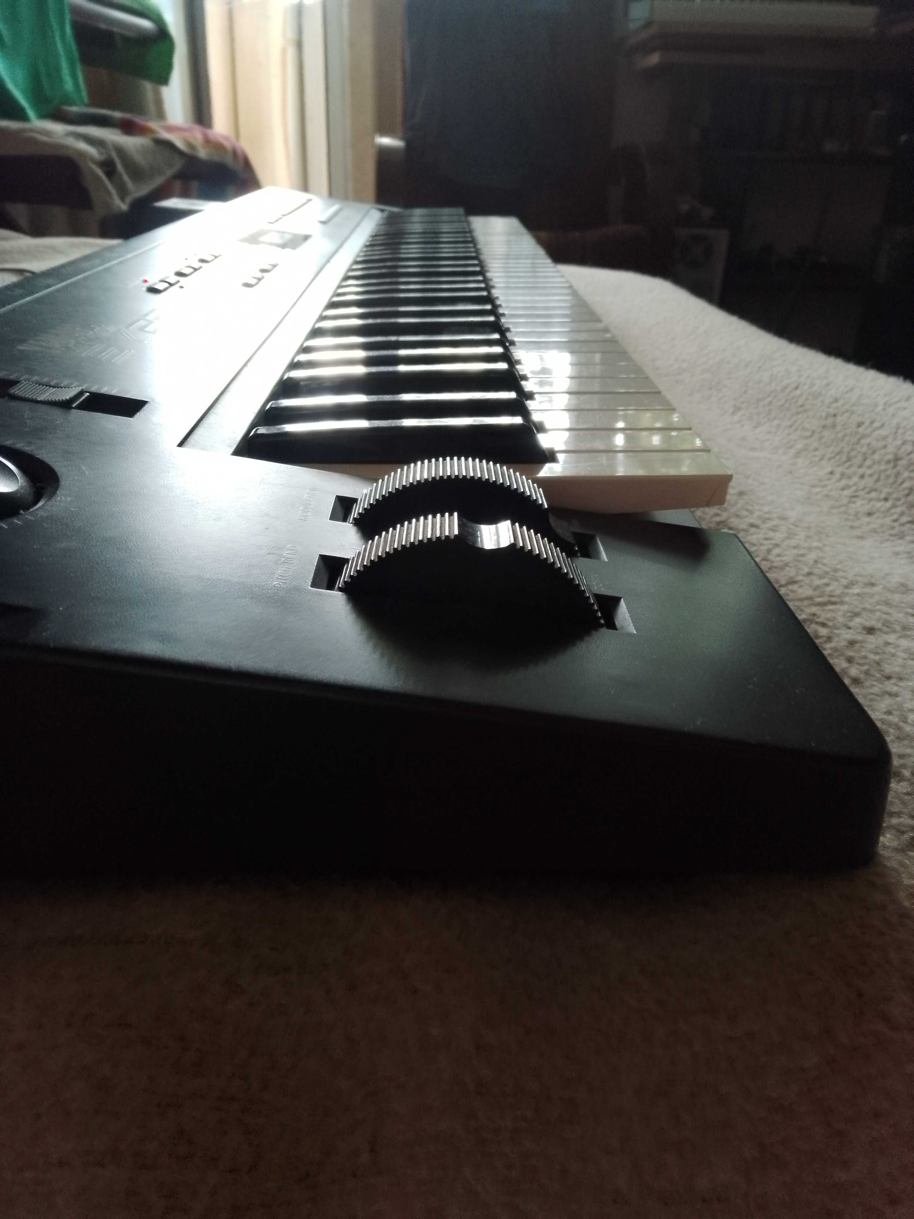 Yamaha SY22 vintage vector synthesizer synteza wektorowa stan bdb