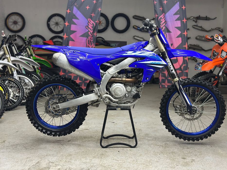 Yamaha YZF 450 cc rok 2025 - 40mth - TOP