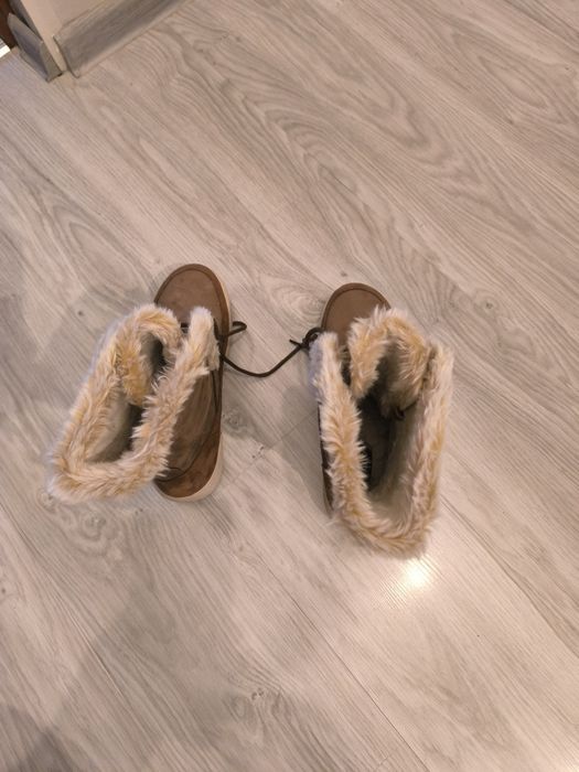 Buty damskie zimowe śniegowce Ecco 39