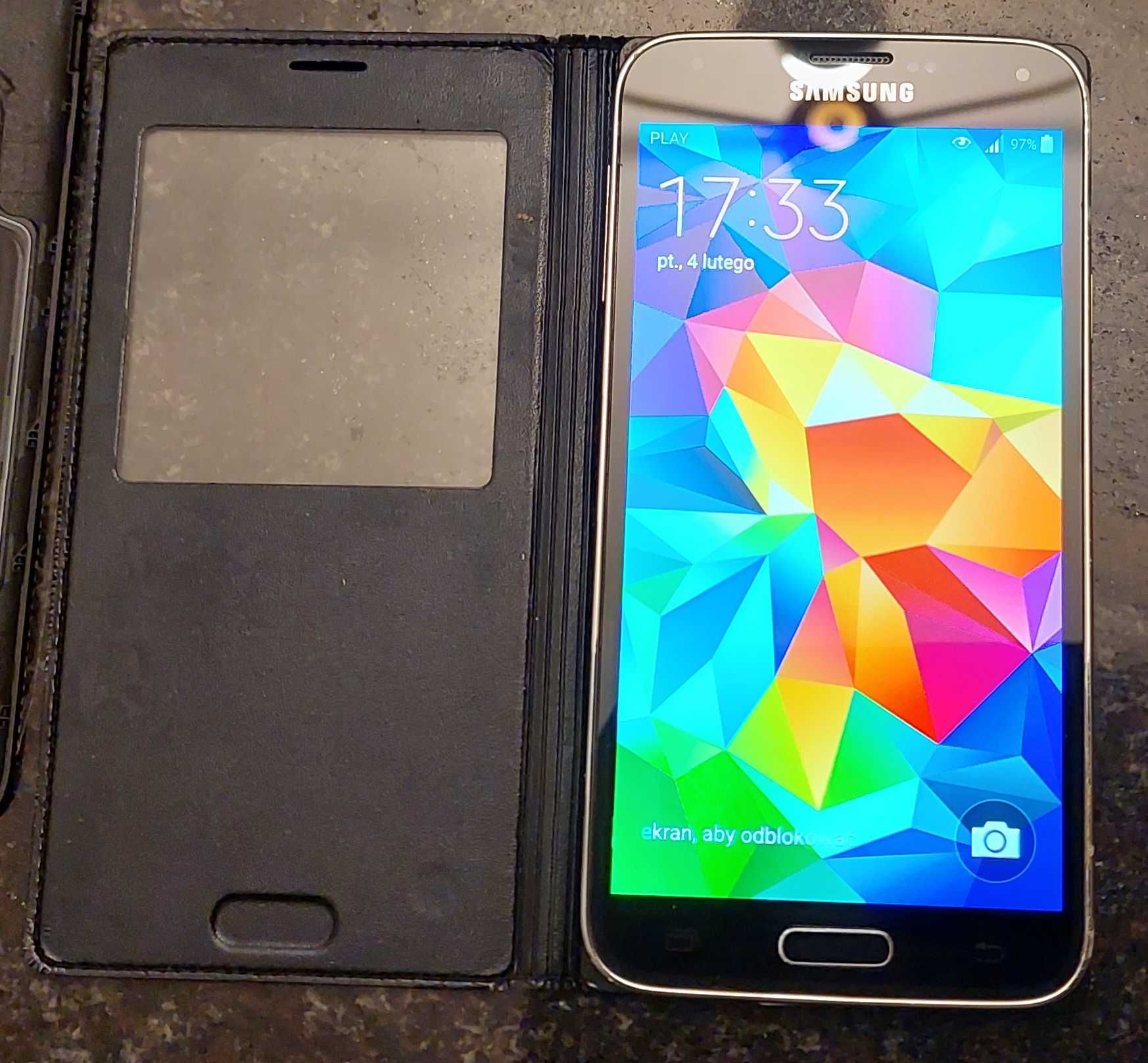 Samsung SM-900F, etui i podkładka do ład. bezprzedwodowego i inne