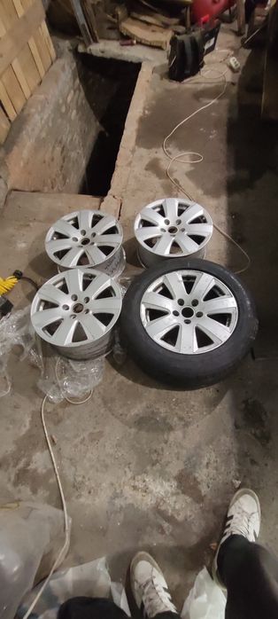 Продам диски 5.112.16 Audi 2500 гр