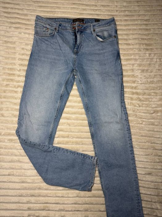 Джинсы Colin's голубые