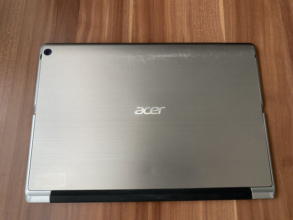 Acer switch alpha 12