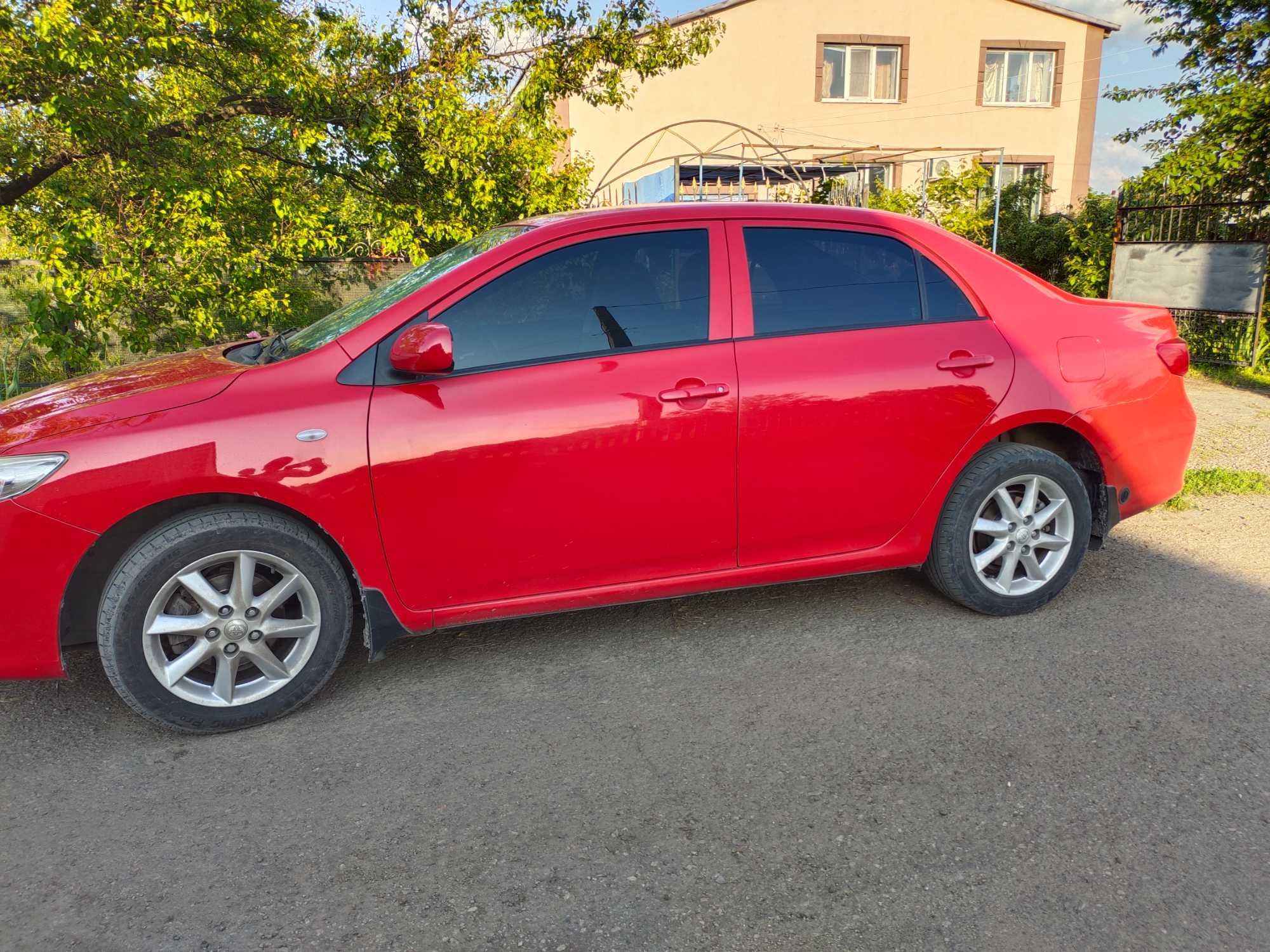 Авто Toyota Corolla