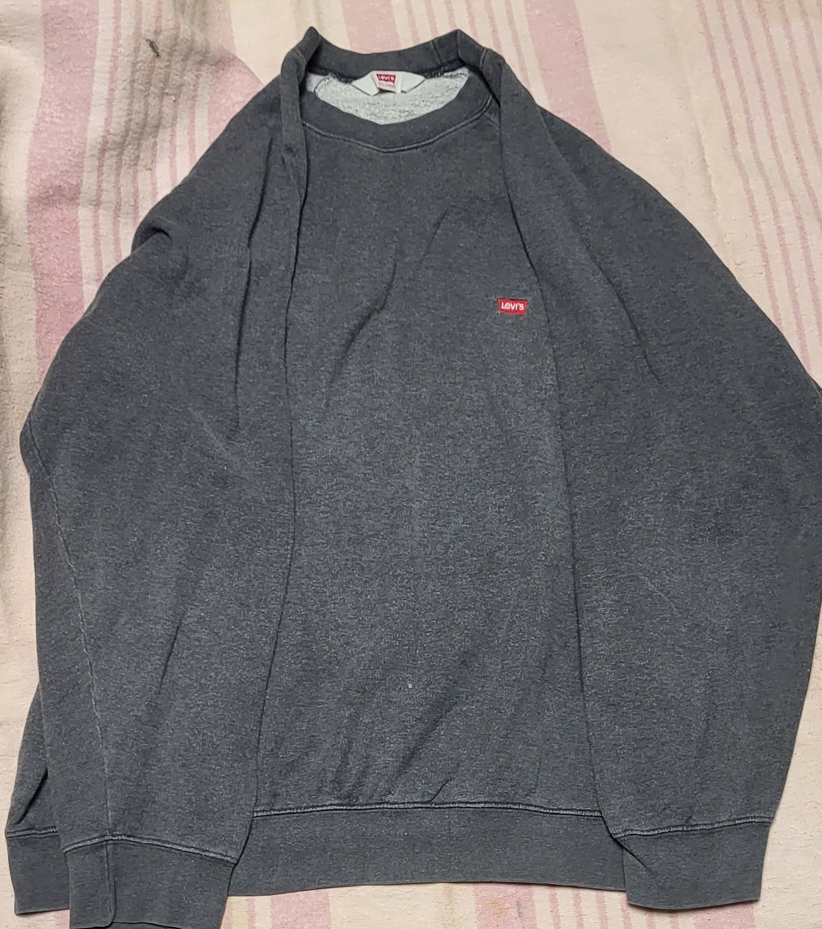 Свитер Levis Xl size