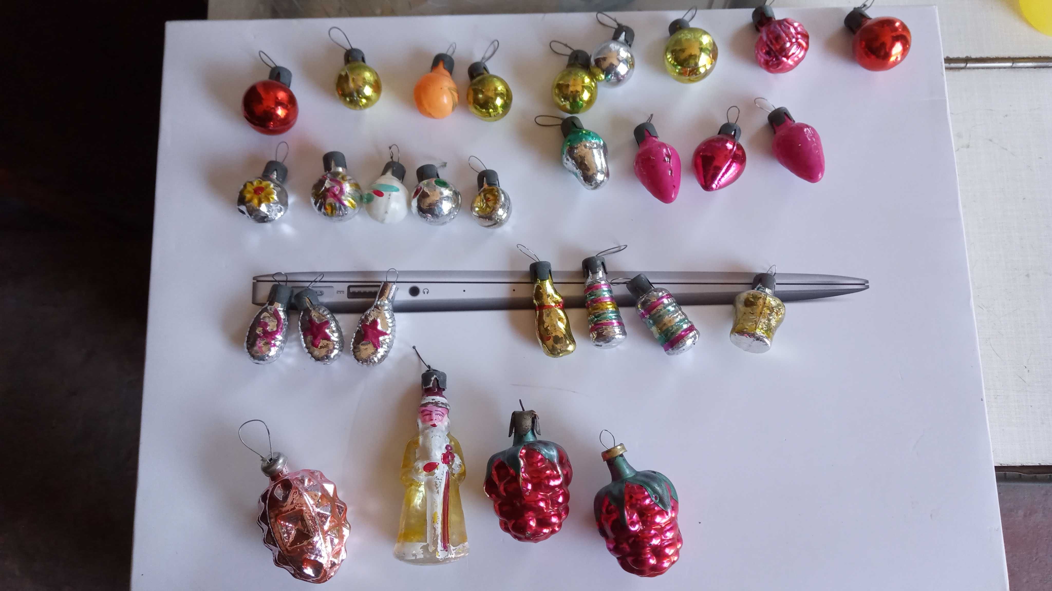 Продам новогодние игрушки разные