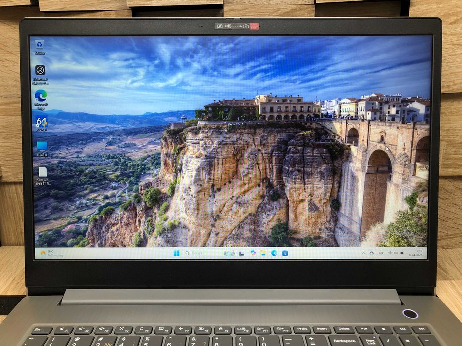 №5196 Ноутбук Lenovo IdeaPad 3 17IIL05 HD+/i5-1035G1/8Gb/SSD256/MX330
