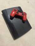 sprzedam konsole playstation 3 PS3 z dwoma padami. stan bdb