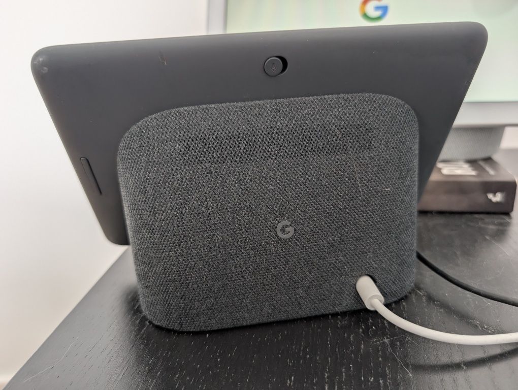 Google nest home hub szary