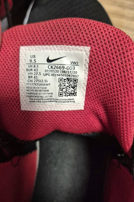 Кроси NIKE, 27,5 см по устриці,р-р 41, практично нові