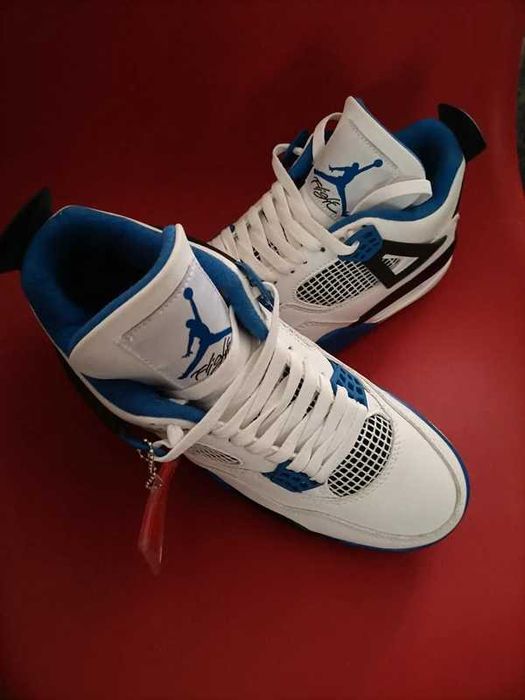 Buty Trampk Jordan 4 Retro Motorsports R.41