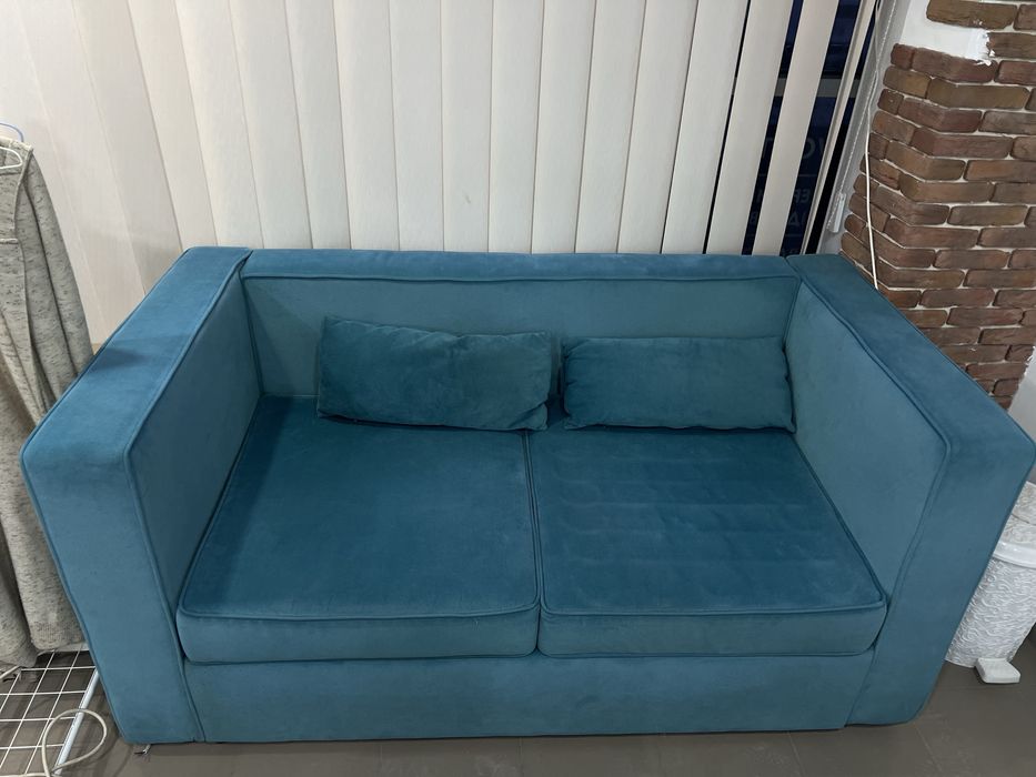 Продам диван з подушками