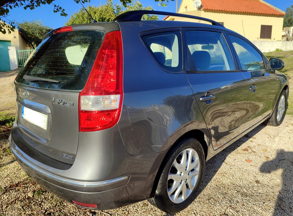 Hyundai i30 CW 1.4 16v ano 2010 apenas 155 mil km