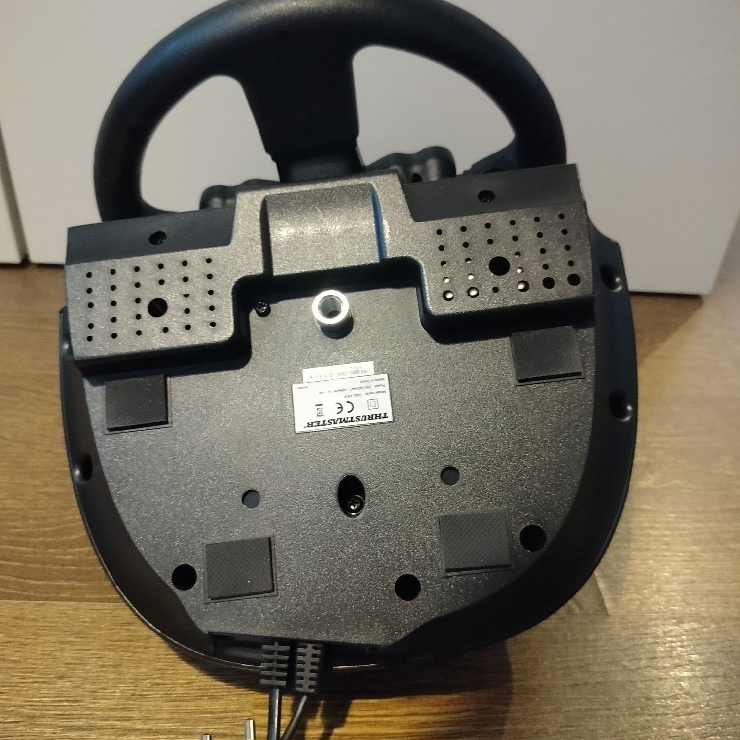 NA GWARANCJI | Kierownica Thrustmaster TMX z gazem i hamulcem