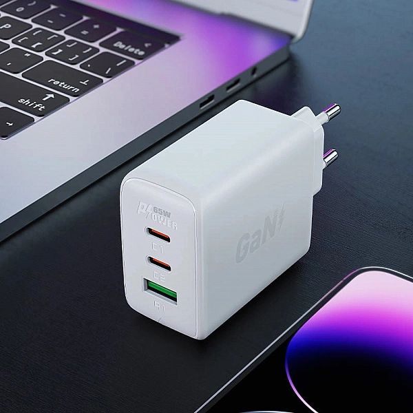 Acefast szybka ładowarka sieciowa GaN (2x USB-C / USB-A) PPS / PD / QC