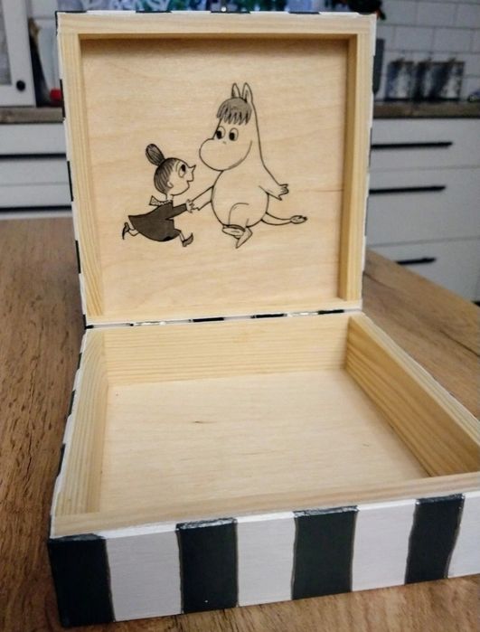 Muminki decoupage szkatułka kuferek pudełko