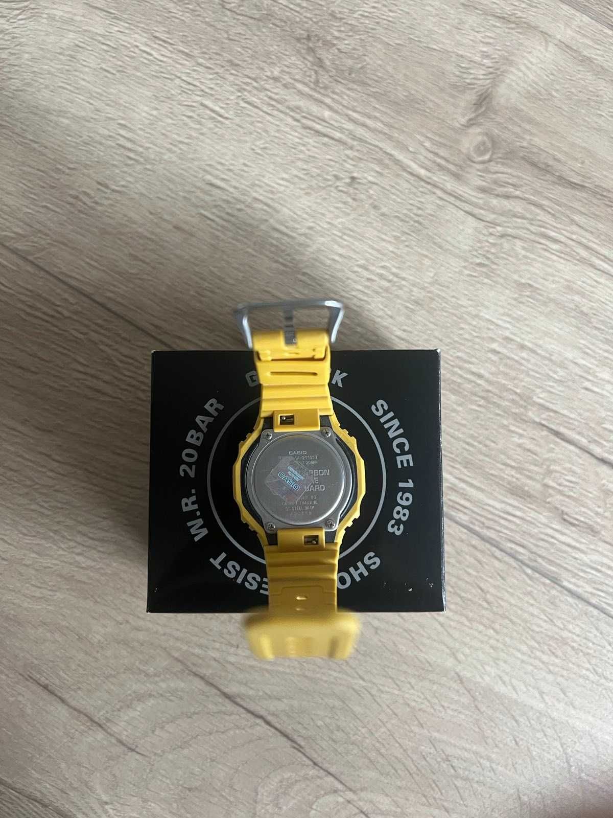 Zegarek Casio G-Shock Carbon Core Guard Żółty