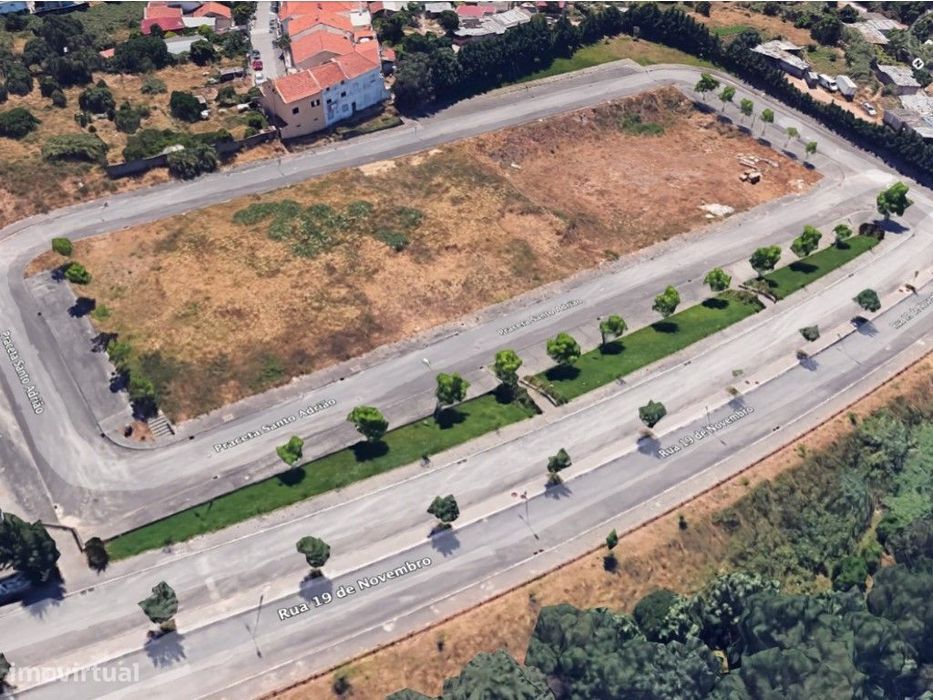 Terreno 5.040m2 para atividades económicas :: Odivelas :: excelente...