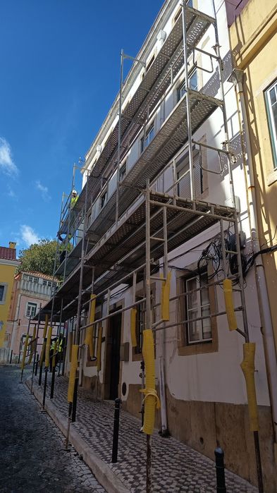 Aluguer de Andaimes Lisboa | montagem rápida e segura


Obr