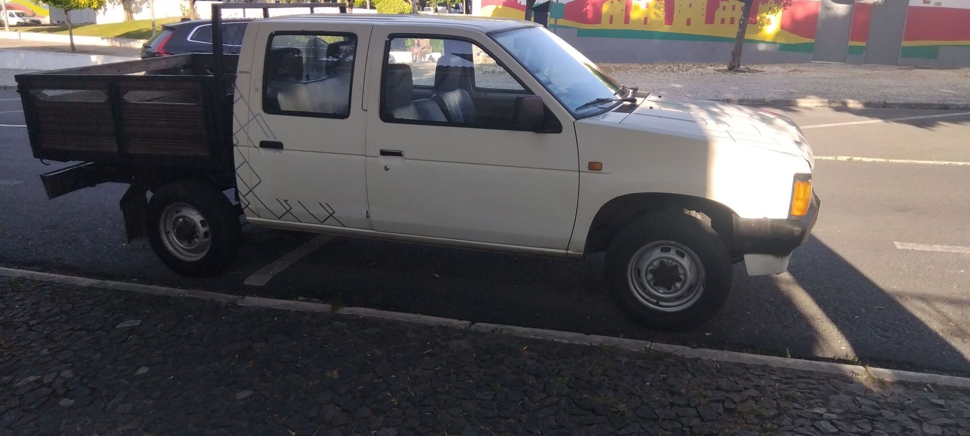 Vendo ou troco carrinha de 6 lugares