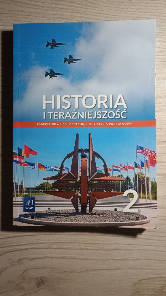 Podręczniki liceum/technikum 2 klasa