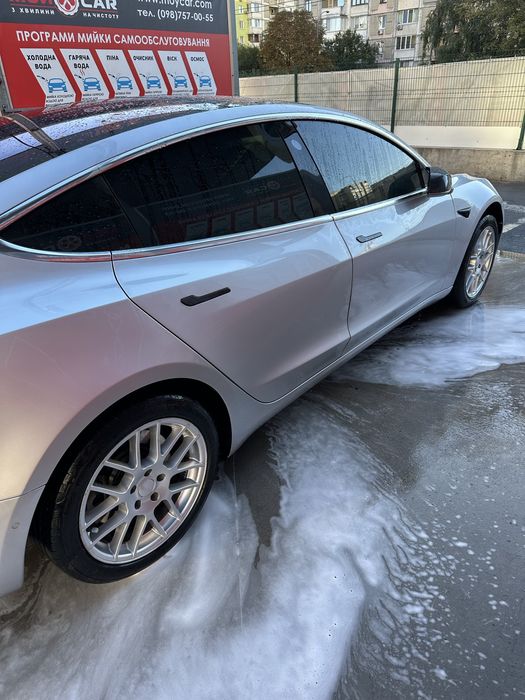 Тесла 3 Лонг рендж