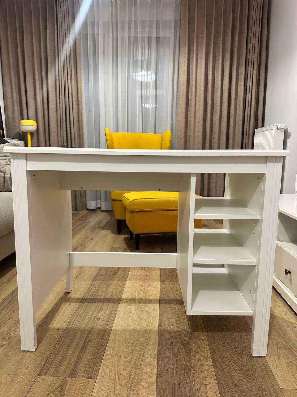 Biurko IKEA Brusali