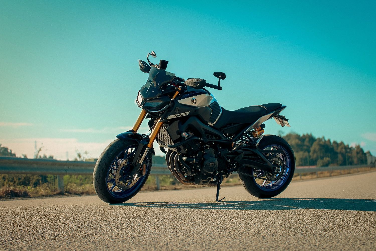 Yamaha MT 09 SP 2018 (Brembo) em excelente estado de conservação.