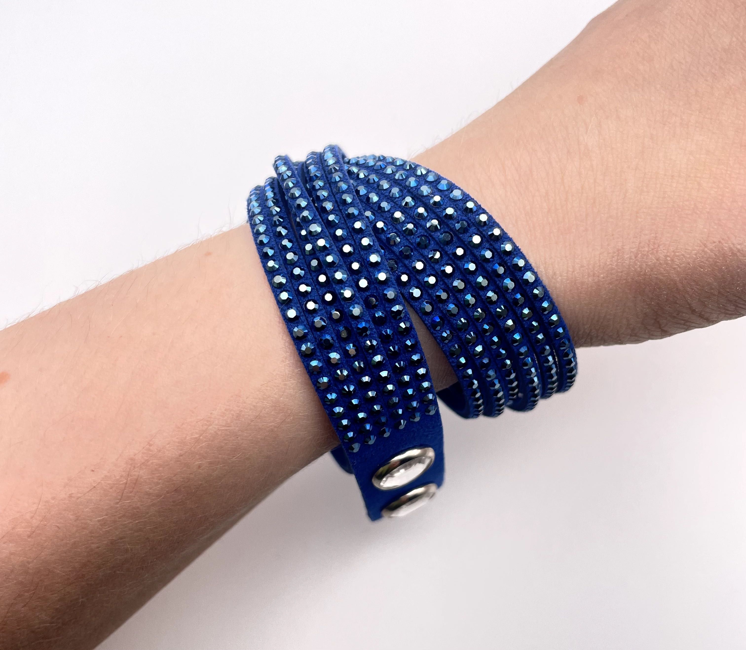 Wyjątkowa bransoletka Swarovski Slake z kryształkami - ciemnoniebieska