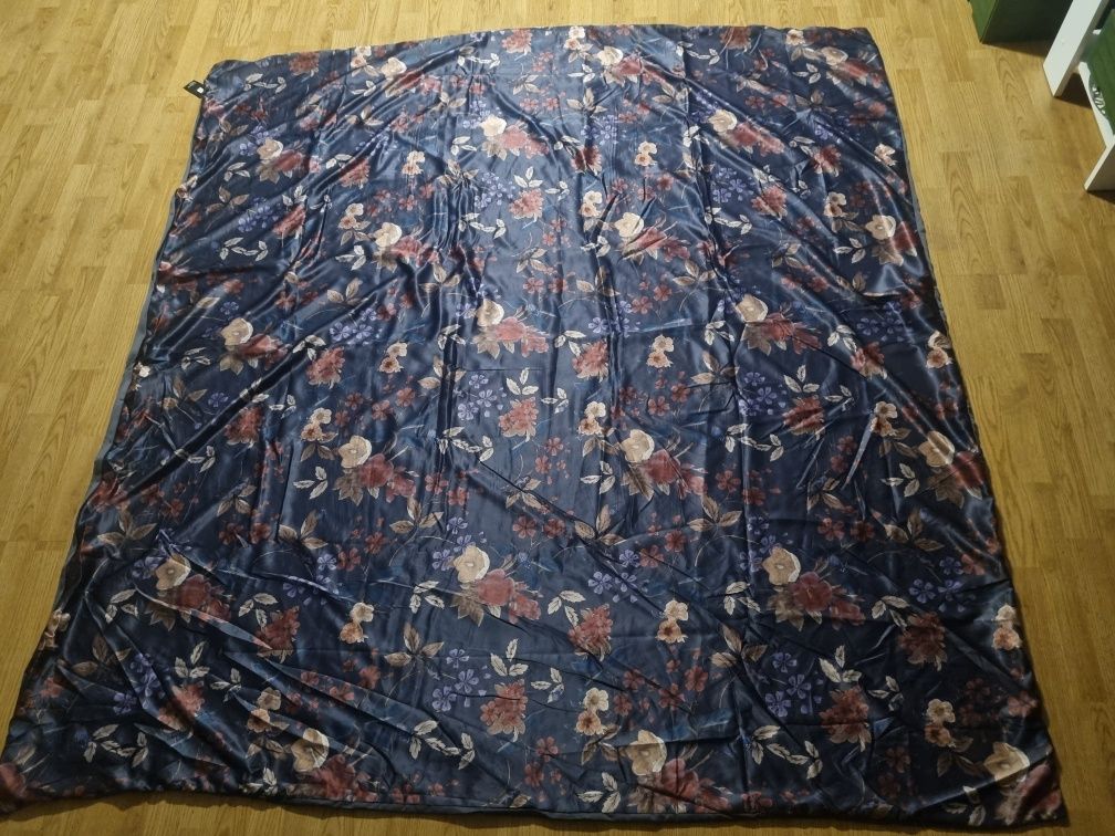 Pościel dwustronna 220 x 200 cm +2 x 70 x 80 cm granatowa wzór nowa