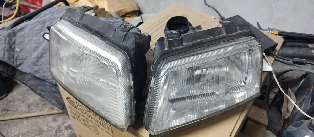 Lampa Valeo przednia prawa Audi a4 b5 przedlift cana za prawą.
