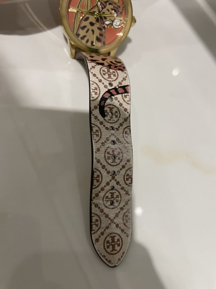 Zegarek Tory Burch model Gigi tbw2033