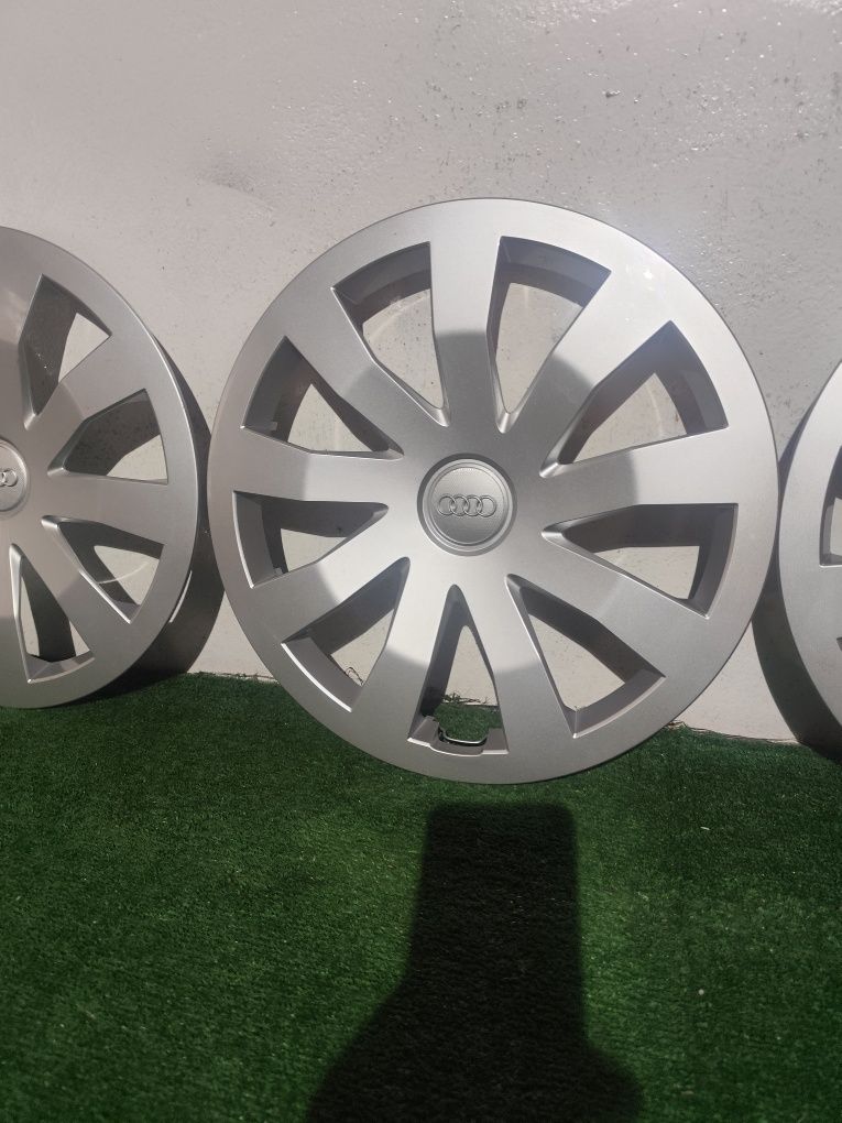 Kołpaki OE Audi 15" stan bdb