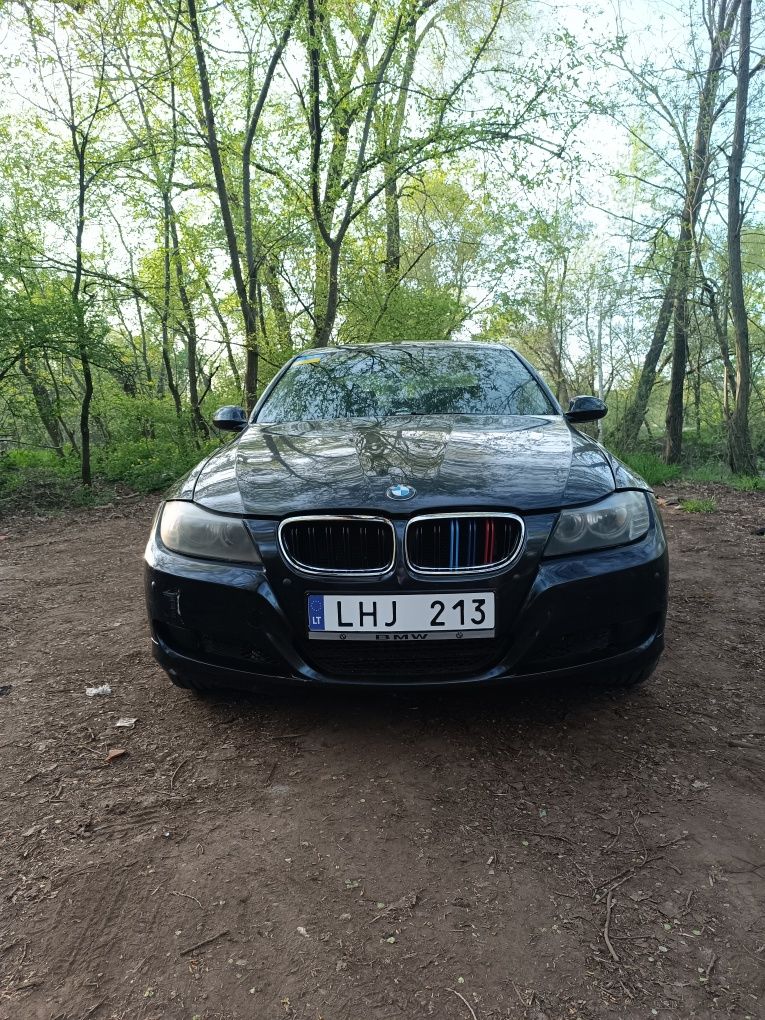 Продам БМВ 320d е90