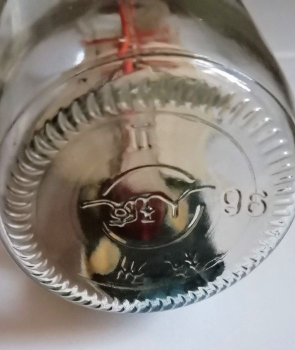 Barco dentro de garrafa.