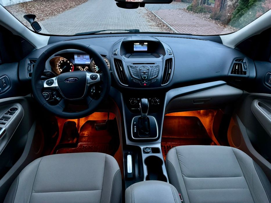 Ford Escape/Kuga automat, 4x4 1.6