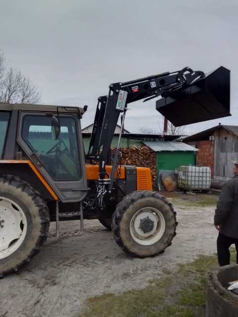 Tur, ładowacz czołowy samopoziom Farmtrac, Renault, Ursus. Montaż