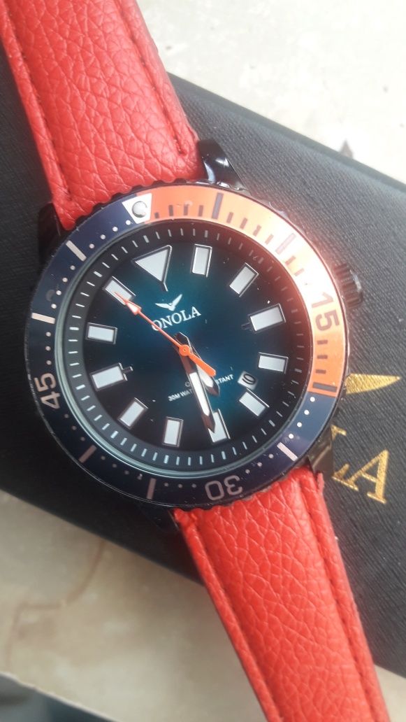 Zegarek diver Onola